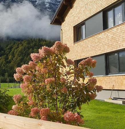Ferienwohnung Haus Feuerstein Schnepfau Exterior foto